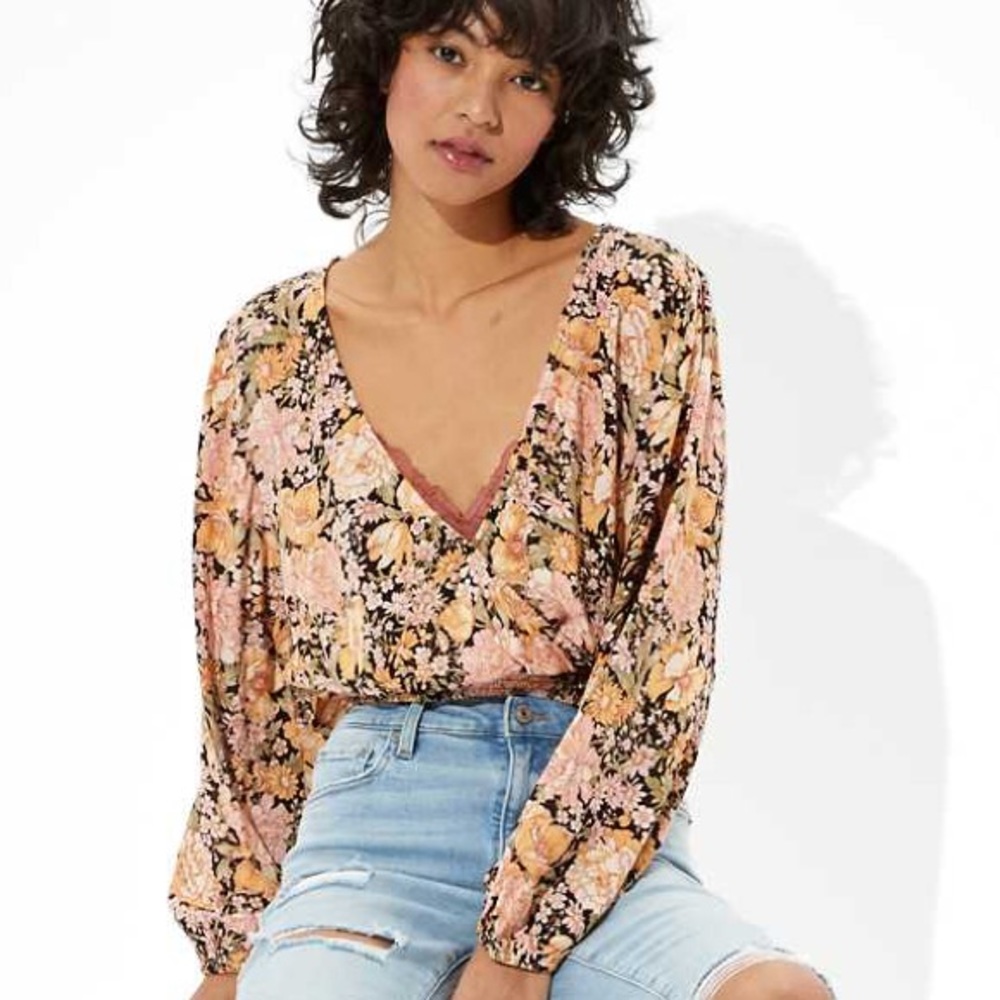 American Eagle Floral Blouse